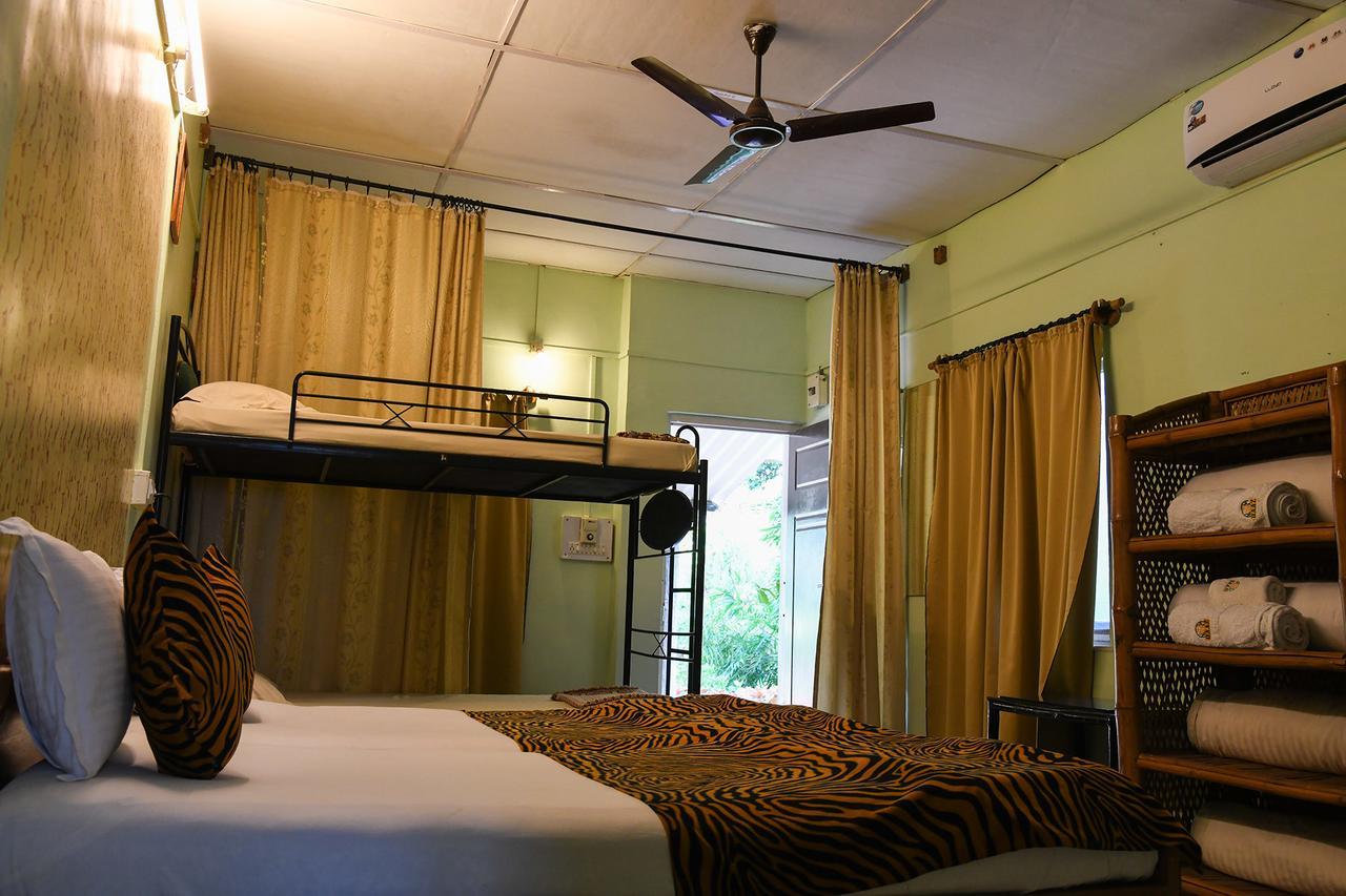 Baaz Jungle Resort Khawāsa Eksteriør bilde